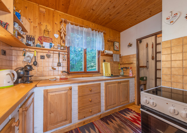 Na predaj čarovná chata uprostred lesa – Liptovský Ján