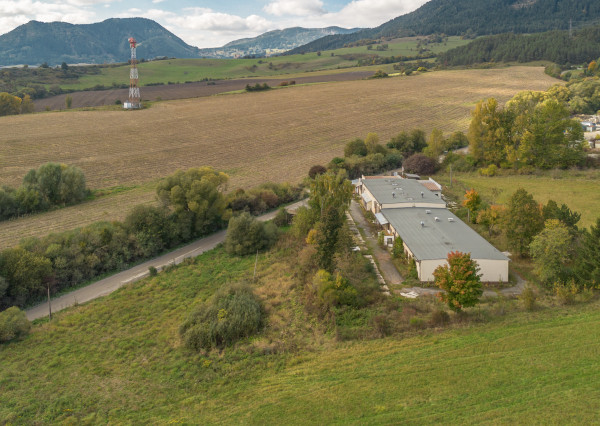 Na predaj rozsiahly objekt na podnikanie v Liskovej