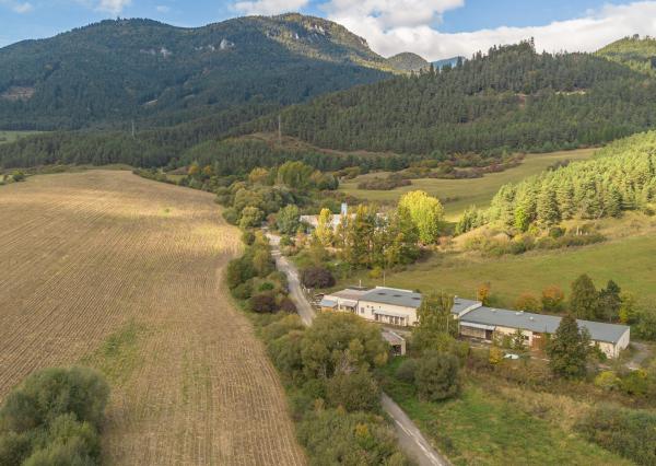 Na predaj rozsiahly objekt na podnikanie v Liskovej