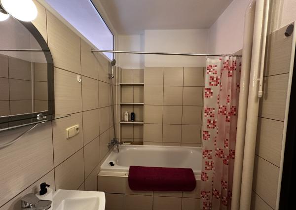 REZERVOVANE Priestranný 1-izbový byt na prenájom – Štefániková ulica, Liptovský Mikuláš