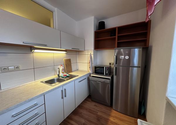 REZERVOVANE Priestranný 1-izbový byt na prenájom – Štefániková ulica, Liptovský Mikuláš