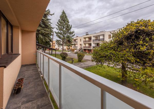 Veľký 2-izbový byt s dvomi balkónmi v krásnom prostredí – Palúdzka, Liptovský Mikuláš