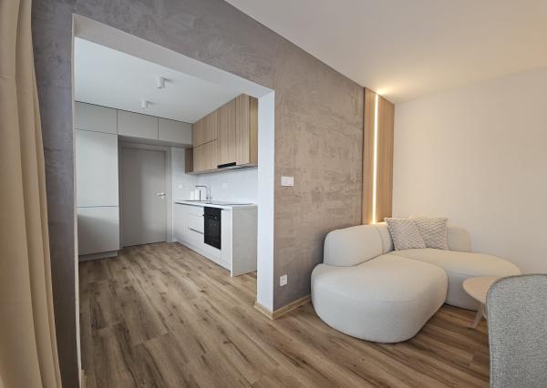 2 izbový byt po rekonštrukcii na prenájom - Liptovský Mikuláš