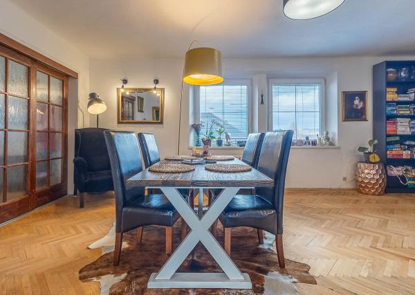 Priestranný byt s podkrovím – Liptovský Mikuláš