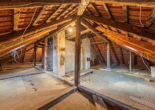 Priestranný byt s podkrovím – Liptovský Mikuláš