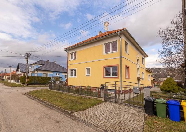 Priestranný byt s podkrovím – Liptovský Mikuláš