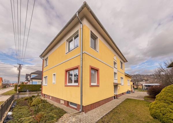 Priestranný byt s podkrovím – Liptovský Mikuláš