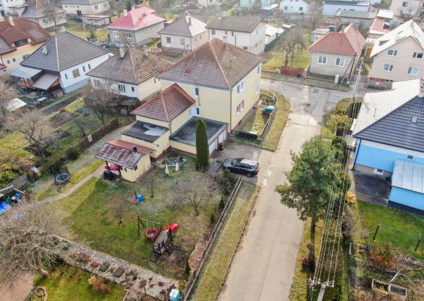 Priestranný byt s podkrovím – Liptovský Mikuláš