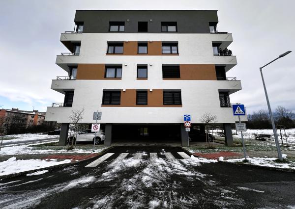 Prenájom: nový 2i byt + kryté parkovanie – Liptovský Mikuláš