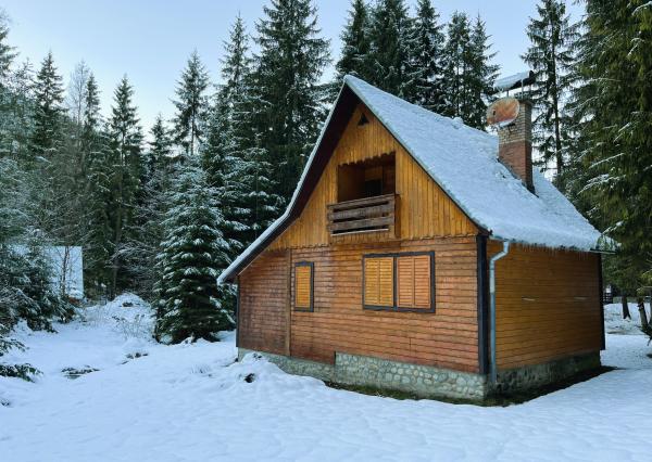 Na predaj čarovná chata uprostred lesa – Liptovský Ján