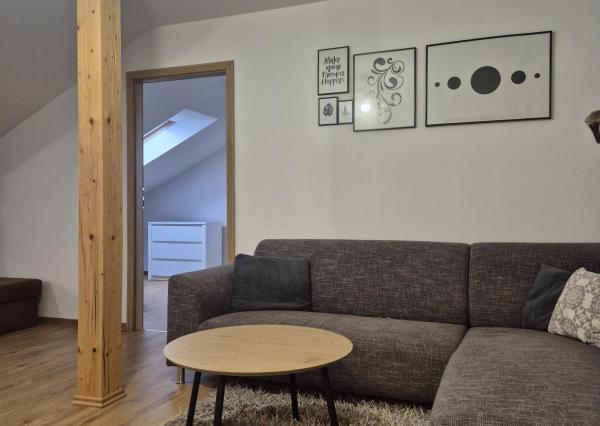 Prenájom 2,5-izbového bytu v úplnom centre Liptovského Mikuláša – Námestie osloboditeľov