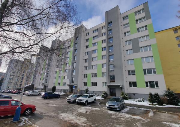 2-Room Apartment for Rent in Podbreziny