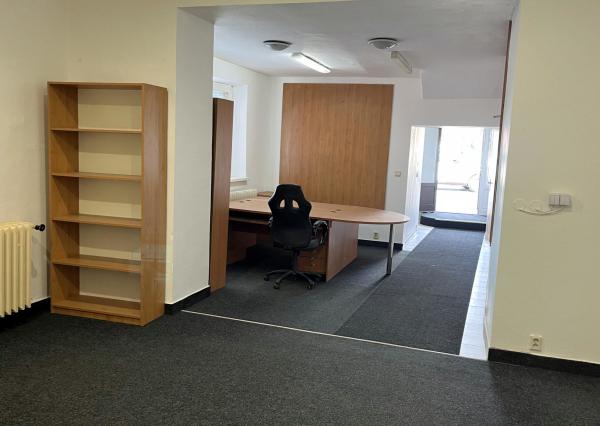 Komerčné priestory v pešej zóne – Mostová, Ružomberok