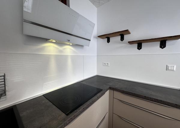 4-izbový byt na prenájom, komplet zariadený, LM