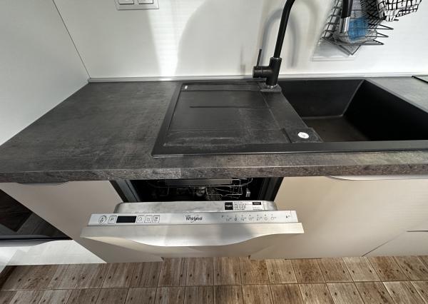 4-izbový byt na prenájom, komplet zariadený, LM