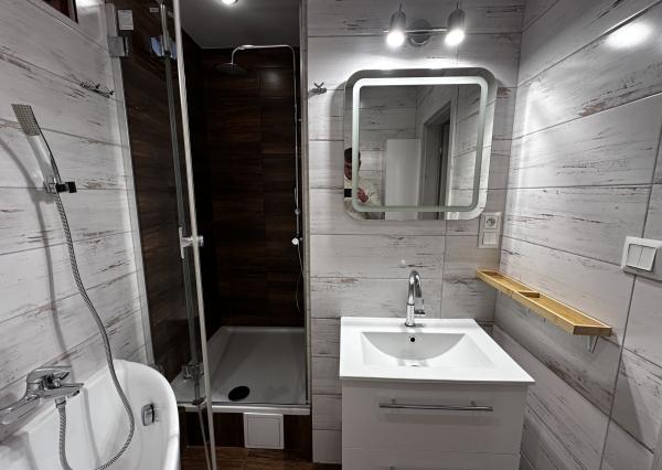 4-izbový byt na prenájom, komplet zariadený, LM