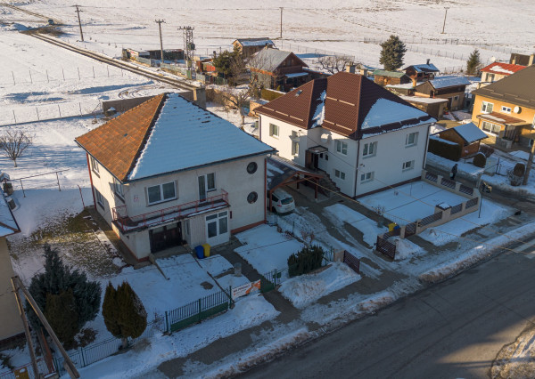 Znížená cena! Dom + veľký pozemok, výborná poloha /Liptov/