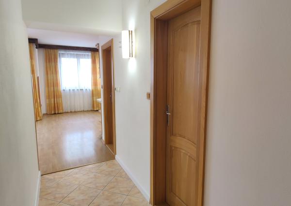 2-izbový byt na prenájom, Liptovský Mikuláš (Nábrežie)