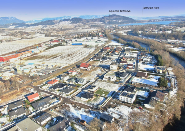 Rekreačný pozemok so stavebným povolením, Bešeňová