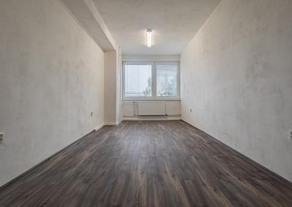 Prenájom obchodných a administratívnych priestorov – Martin, Sever