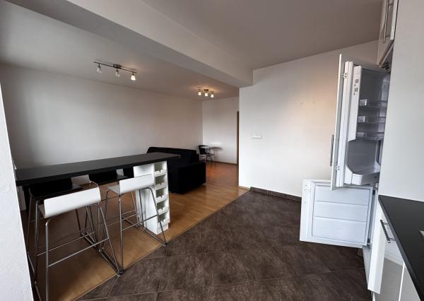 2i byt Liptovský Mikuláš centrum | 2 balkóny | zariadený