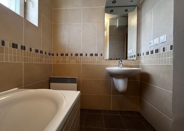 2i byt Liptovský Mikuláš centrum | 2 balkóny | zariadený