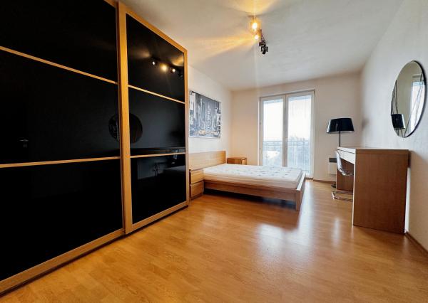 2i byt Liptovský Mikuláš centrum | 2 balkóny | zariadený