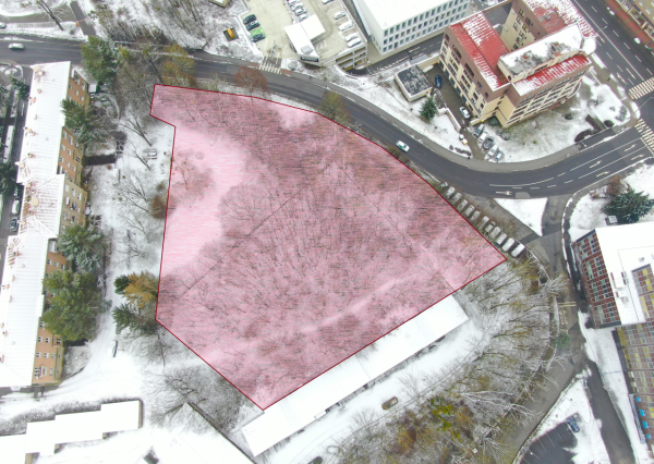 Investičný pozemok pre polyfunkčnú výstavbu, Banská Bystrica