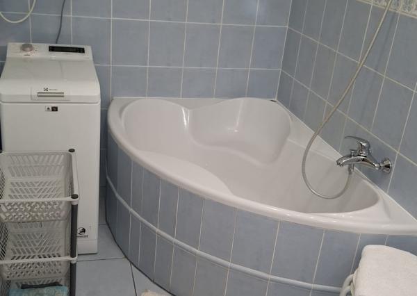 Na prenájom 2-izbový byt