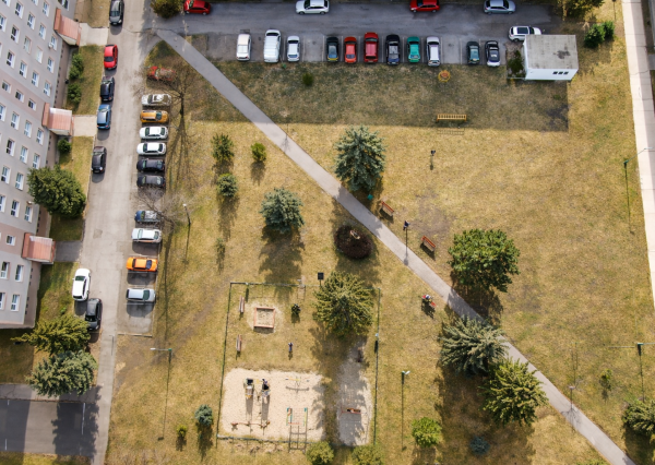 Na Predaj priestranný 4-izbový byt s výmerou 79,8 m² centrum