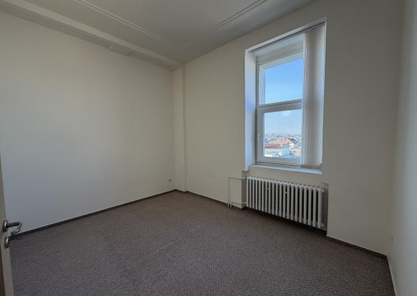 Na prenájom 2- izbový byt v Liptovskom Mikuláši