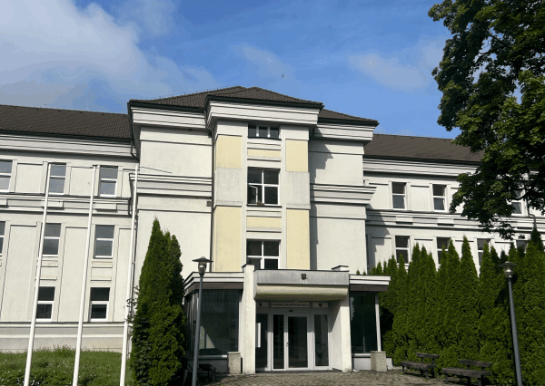 Na prenájom 2- izbový byt v Liptovskom Mikuláši