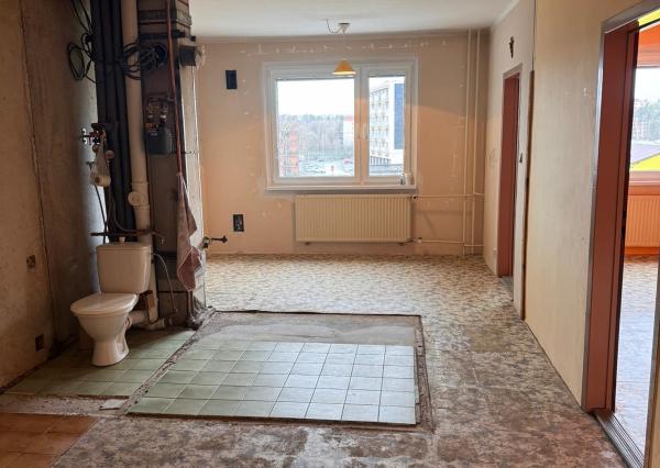 Priestranný 3-izbový byt v Liptovskom Hrádku na predaj