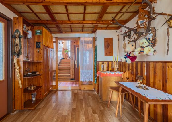 Rodinný dom na predaj v tichej lokalite – Svätý Kríž