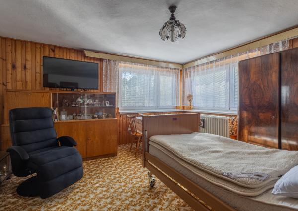 Rodinný dom na predaj v tichej lokalite – Svätý Kríž