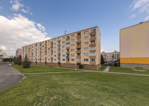 Na predaj 3‑izbový byt s loggiou v pokojnej časti Palúdzky – Liptovský Mikuláš