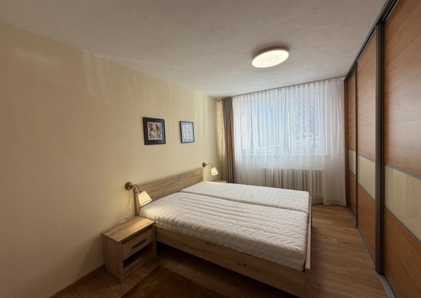 Na prenájom 3- izbový byt s garážou