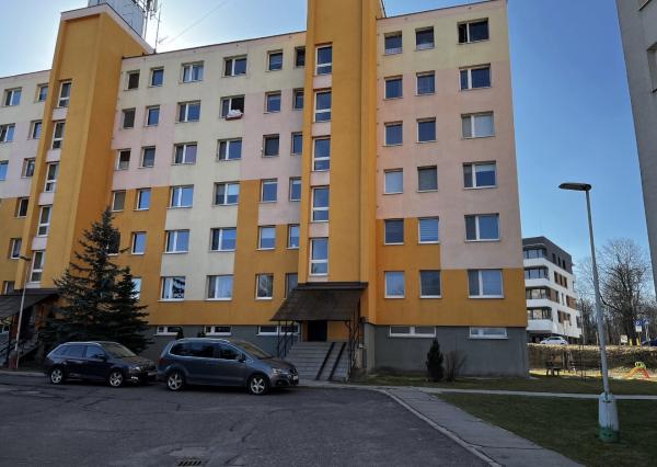 Na prenájom 4- izbový byt v Liptovskom Mikuláši