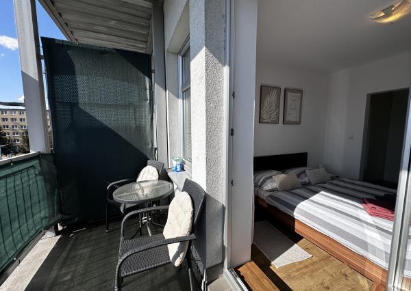 Prenájom Útulný 2-izbový byt s balkónom a parkovacím miestom