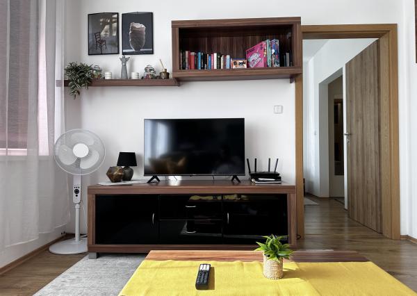 Prenájom Útulný 2-izbový byt s balkónom a parkovacím miestom