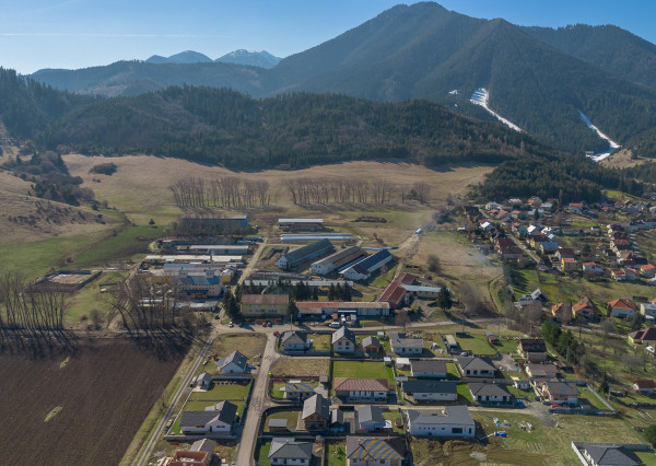 Pozemok s výhľadom na hory – cena len 120 €/m², Liptovský Mikuláš