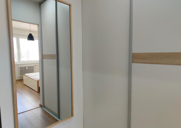 MODERNÝ A KOMPLETNE ZREKONŠTRUOVANÝ 2-IZBOVÝ BYT NA PRENÁJOM