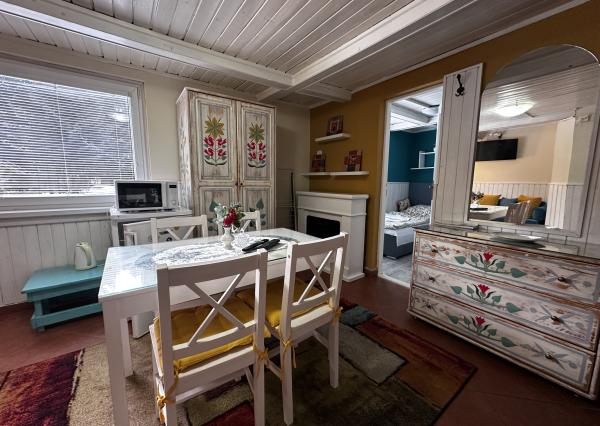 Chatka pri zjazdovke v Jasnej + 2 parkovacie miesta