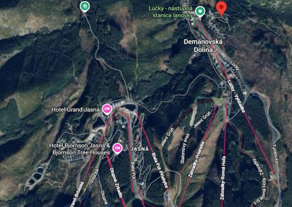 Chatka pri zjazdovke v Jasnej + 2 parkovacie miesta