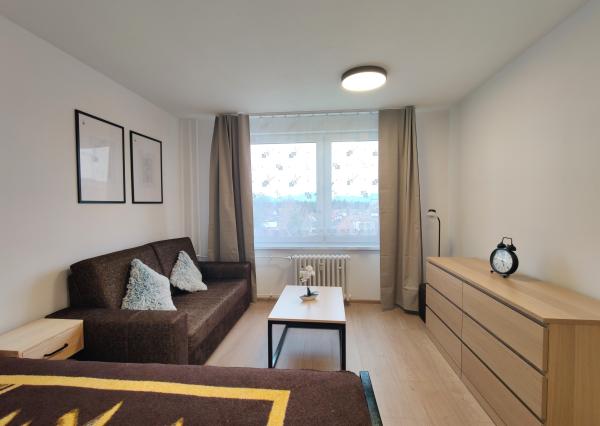 Moderný 1-izbový byt na prenájom,  Nábrežie 4. apríla