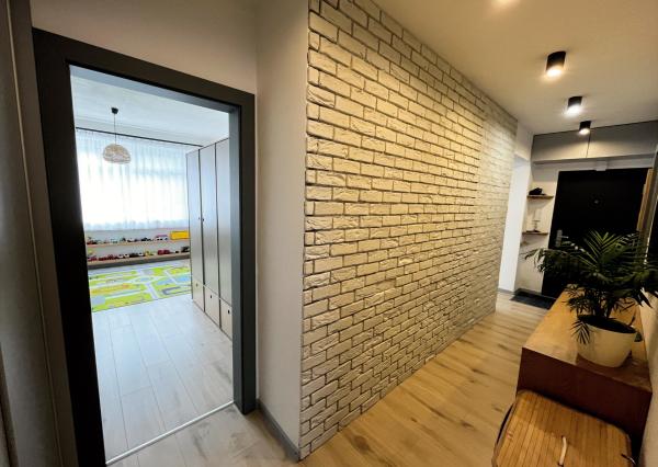 Prenájom moderného 3‑izbového bytu s podlahovým kúrením – Ružomberok, Polík