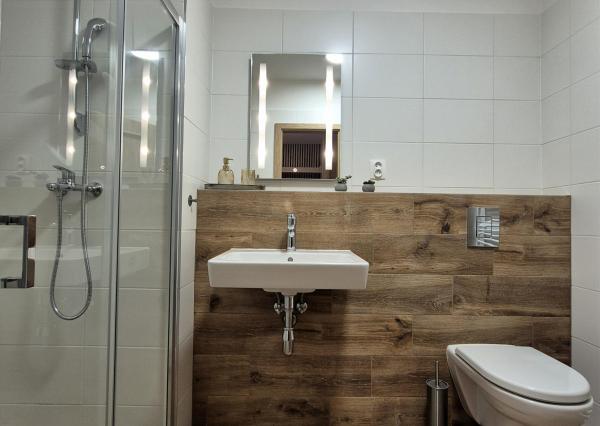 Dvojizbový kompletne zariadený byt v novostavbe v L.Hrádku