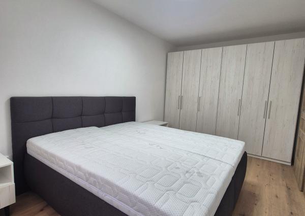 Dvojizbový kompletne zariadený byt v novostavbe v L.Hrádku