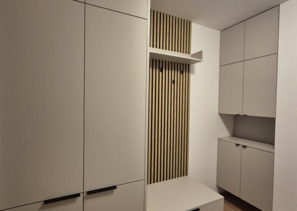 Dvojizbový kompletne zariadený byt v novostavbe v L.Hrádku