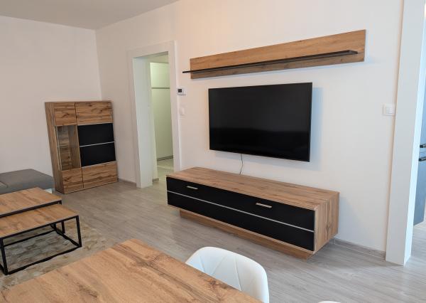 Na prenájom nový moderný 2-izbový byt